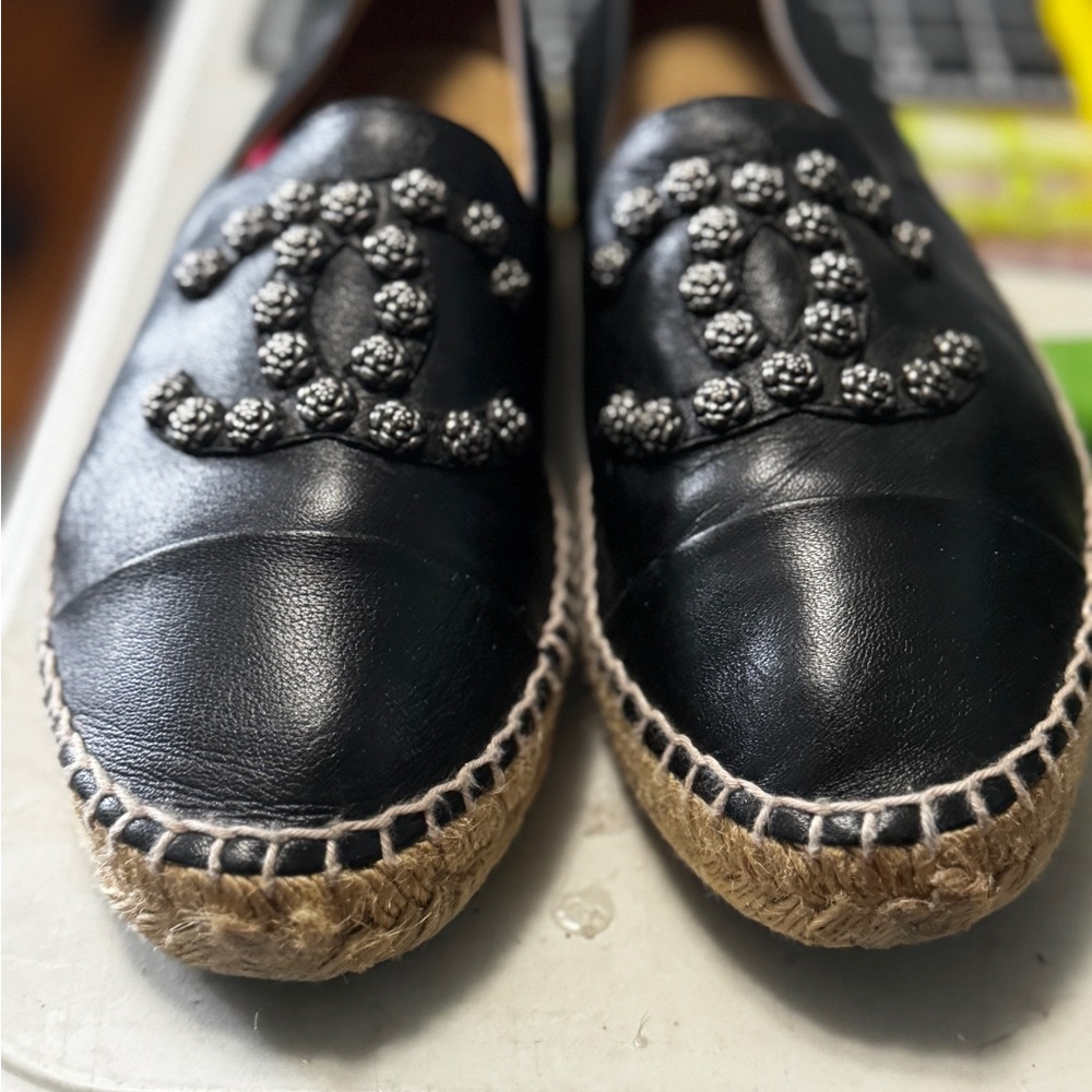 CHANEL Black Espadrilles with Embellished Logo - Picture 5 of 6